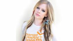Avril Lavigne Earrings T Shirt Hair Girl