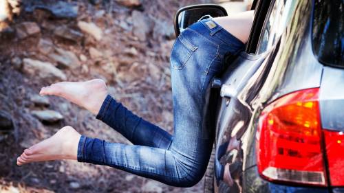 Girl Legs Jeans Car 2560x1600