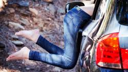Girl Legs Jeans Car 2560x1600