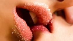Sugar Lips Kiss 1920x1200